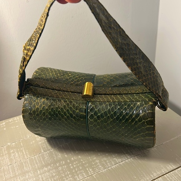VTG GUC Amazing Snakeskin Handbag - Picture 4 of 13